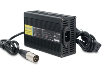 Scootmobiel snel lader 12V 5A